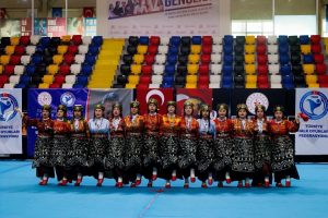 320 Sporcu Sahneyi Salladı: Kulüpler Arası Yarışma Renkli Geçti