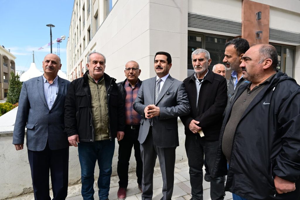 Akpınar Çarşısı Temizlik Çalışmaları Devam Ediyor