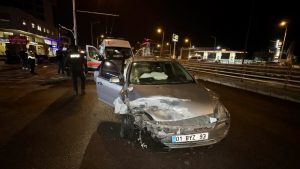 Çevreyolunda İki Araç Çarpıştı; 2 yaralı