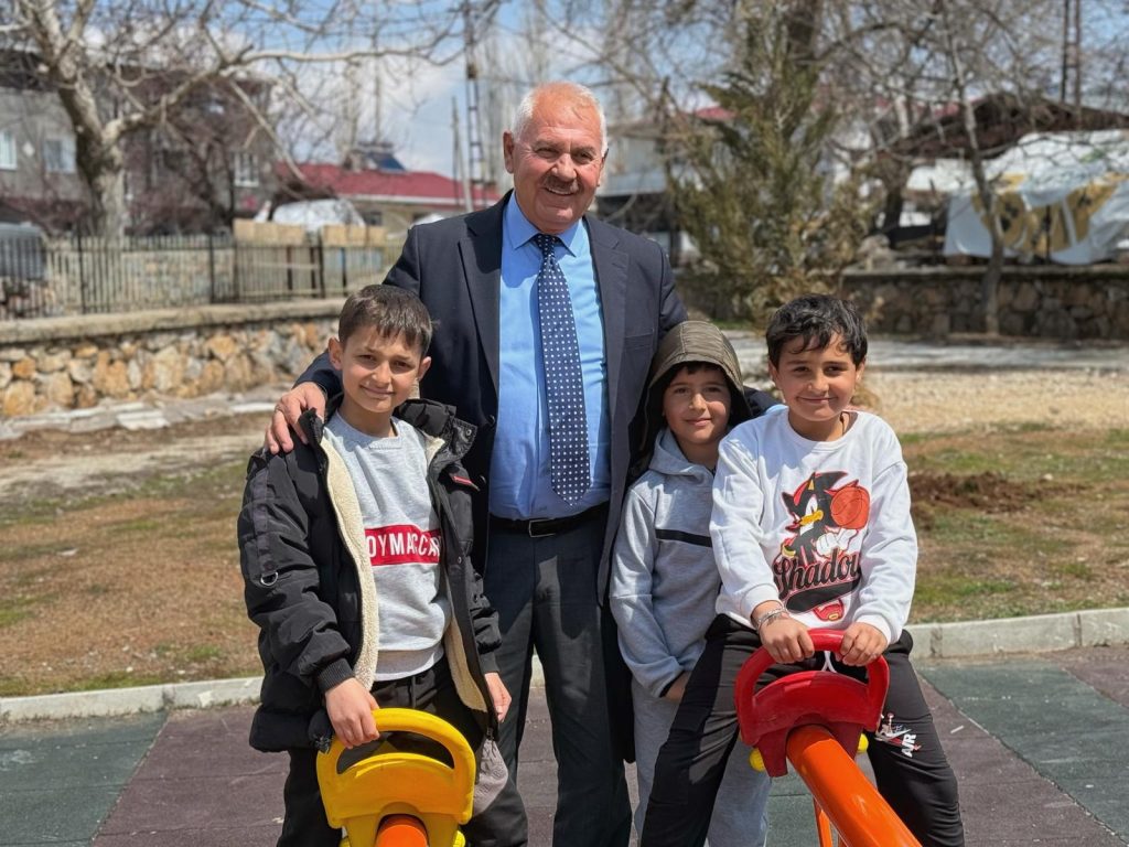 Doğanşehir’de Çocuklar İçin “Oyun” Seferberliği: 5 Mahalleye Yeni Park