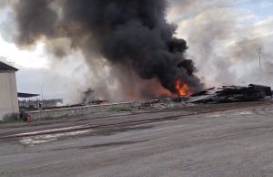 Karayolları Şefliğinde Çıkan Yangın Korkuttu