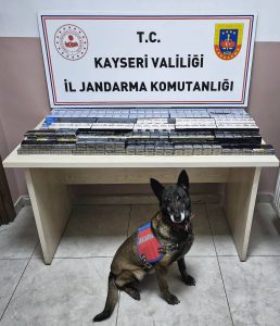 Kayseri-Malatya Karayolunda 2 Tırda Kaçak Sigara Ele Geçirildi