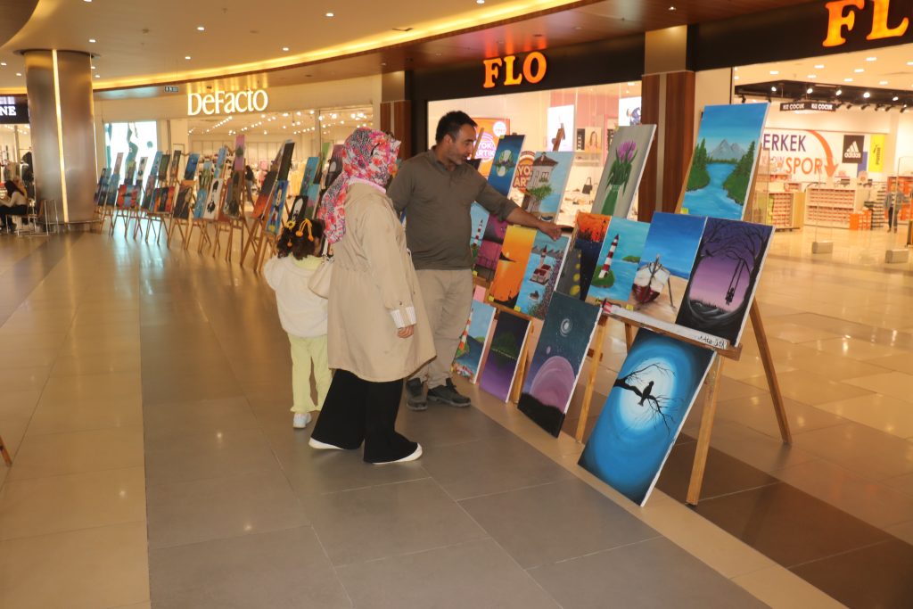 Malatya Fethi Gemuhluoğlu Fen Lisesi’nden sanat ve başarı vitrini