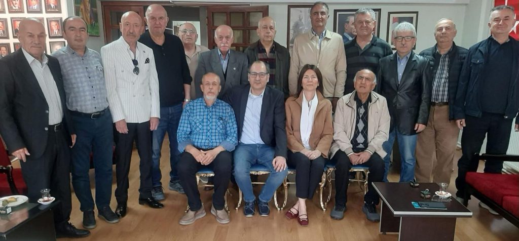 Roma Büyükelçisi Elif Çomoğlu Darendelilerle Buluştu