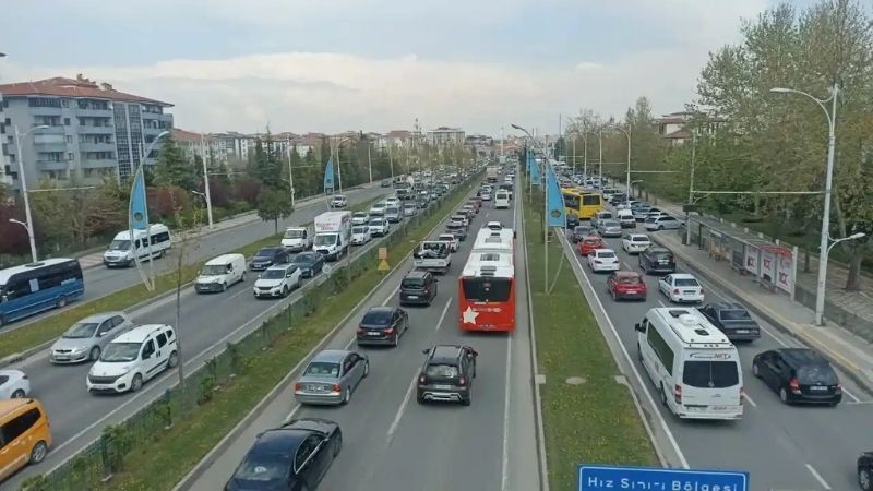 Trafiğe Kayıtlı Taşıt Sayısı 34 Milyonu Aştı