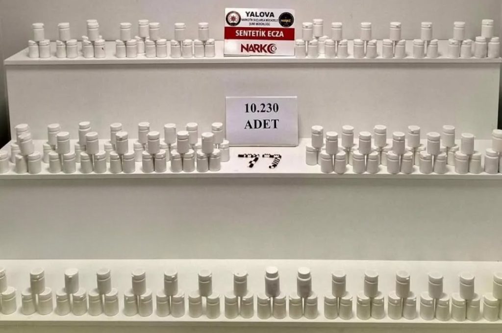 Yalova’da Uyuşturucu Operasyonu: 10 Bin 230 Hap Ele Geçirildi