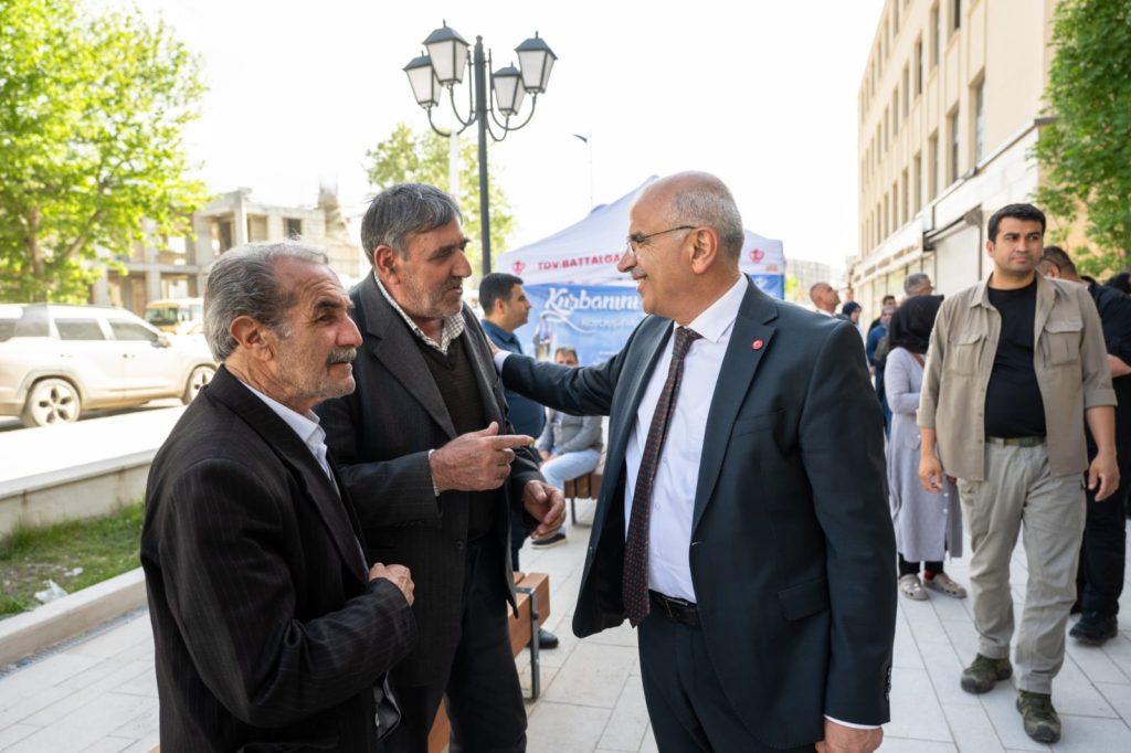 Başkan Sami Er: “Malatya Çarşısında Artık Kümelenme Sistemi Olacak”