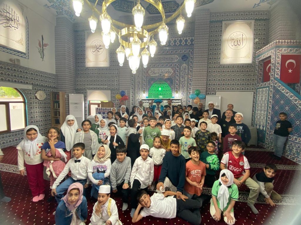 Çocukların Neşesi Nasreddin Hoca İle Buluştu