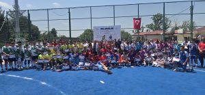 Milli Egemenlik Ortaokulu Hokey Takımı Türkiye Şampiyonu Oldu