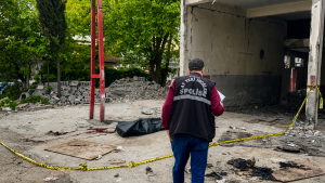 Sanayi Sitesinde Feci Ölüm: Elektrik Direğinden Düşerek Hayatını Kaybetti