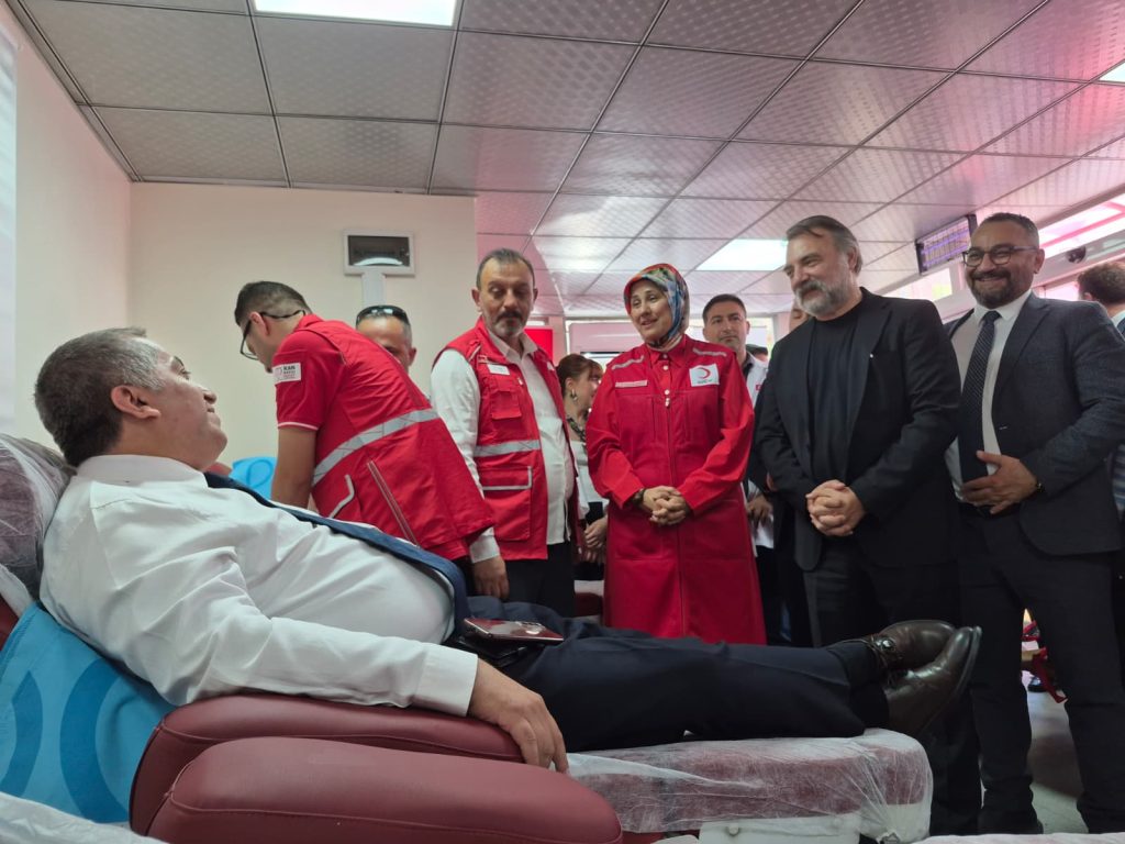 Türk Kızılayı’ndan Malatya’da Anlamlı Adım: Oktay Kaynarca’nın İsmi Kan Alma Birimine Verildi