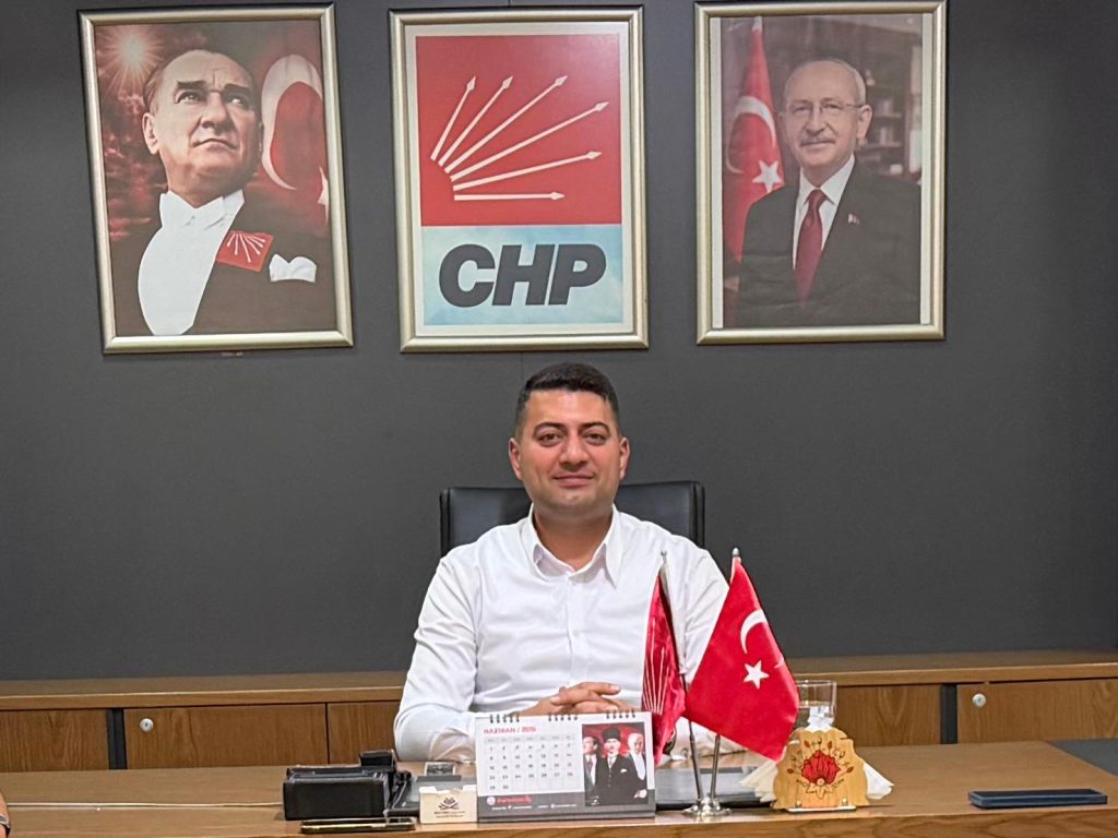 CHP Yeni Atamalar: İlçe Yönetimleri Belirlendi, Kayısı Komisyonu Kuruldu
