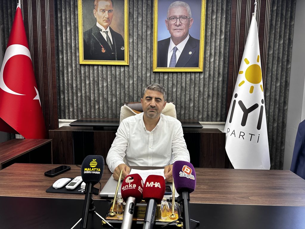 İYİ Parti Malatya’dan Atatürk’e Hakaret İçeren Paylaşım Hakkında Suç Duyurusu