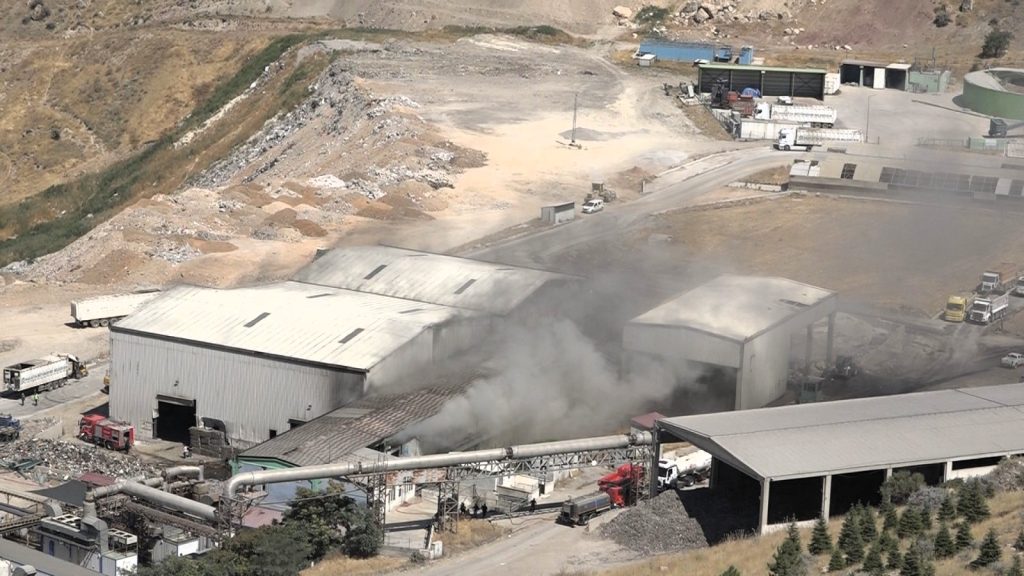 Malatya Katı Atık Bertaraf Tesisi’nde Korkutan Yangın