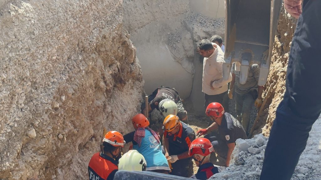 Malatya’da TOKİ Şantiyesinde Göçük: 2 İşçi Toprak Altında Kaldı